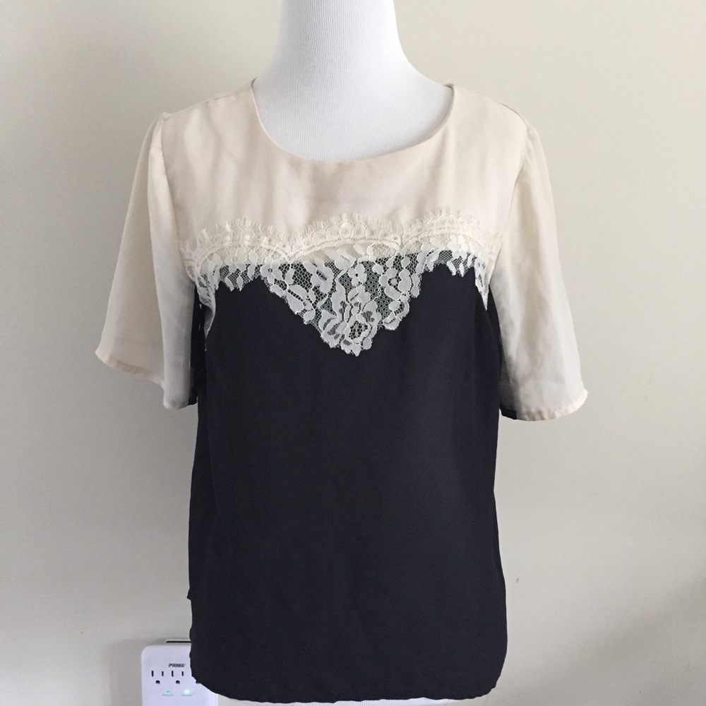 Xhilaration Lace Top